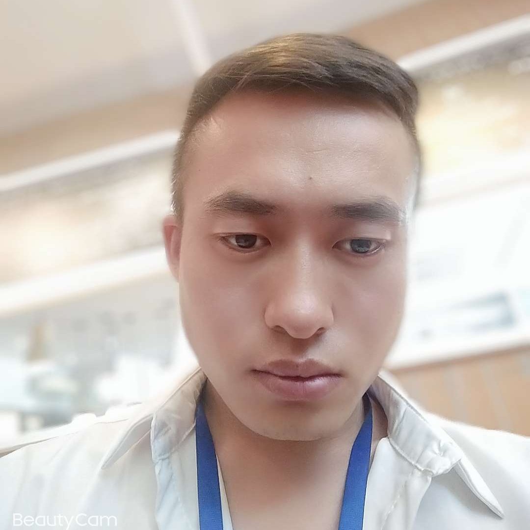 迅速深拥凉城的照片