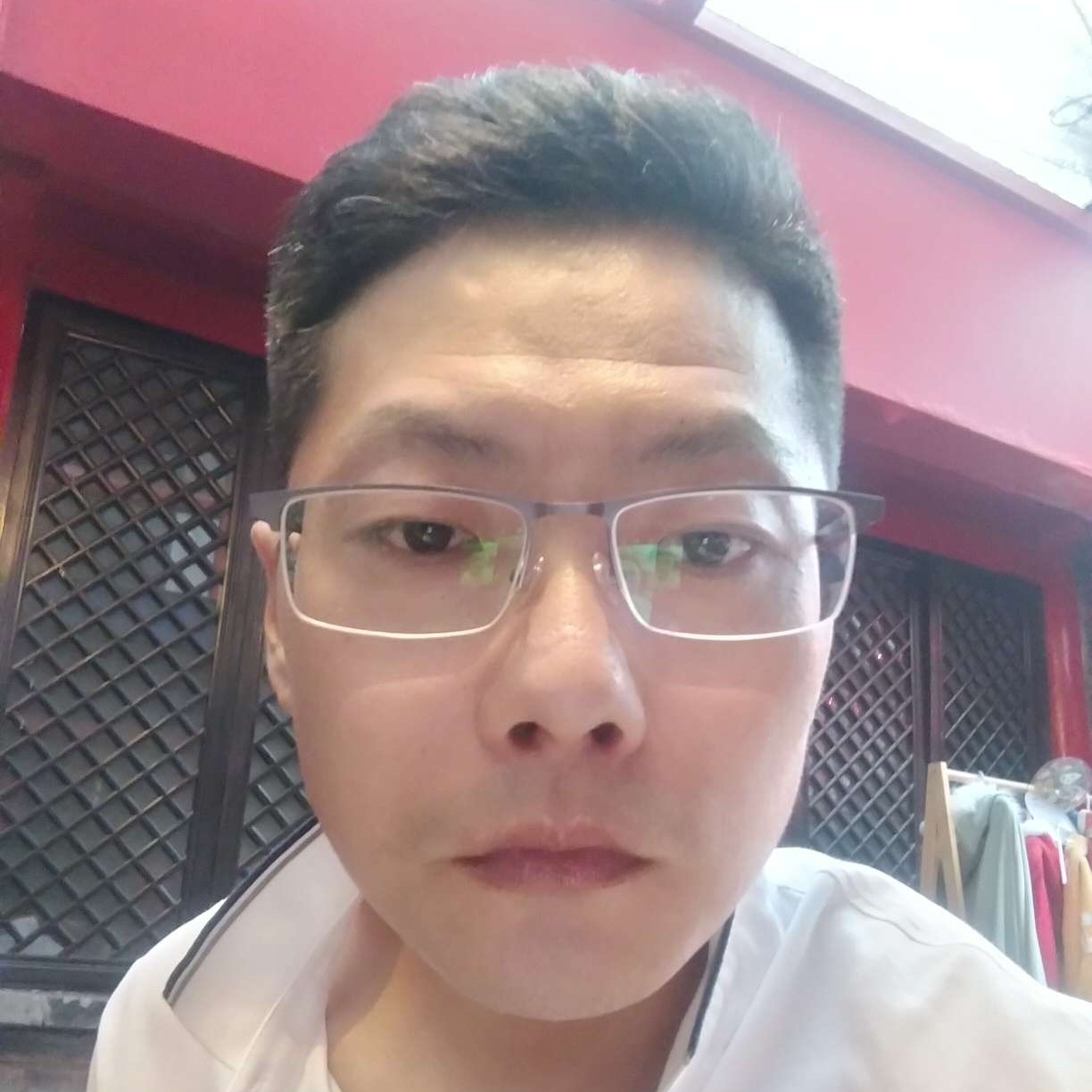 无语用大碗的照片