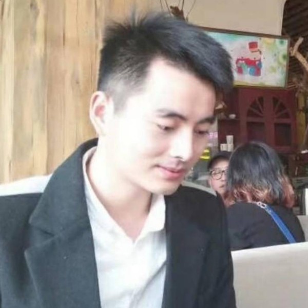 延昭的照片