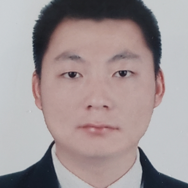 云朵方冷艳的照片