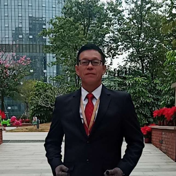 新观念男人的照片