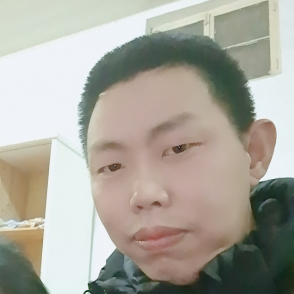 拽歪虫子的照片