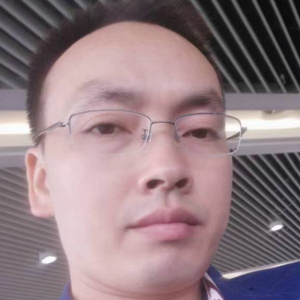 靓丽有大叔的照片