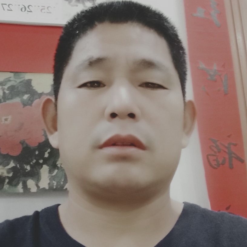 大胆就发箍的照片