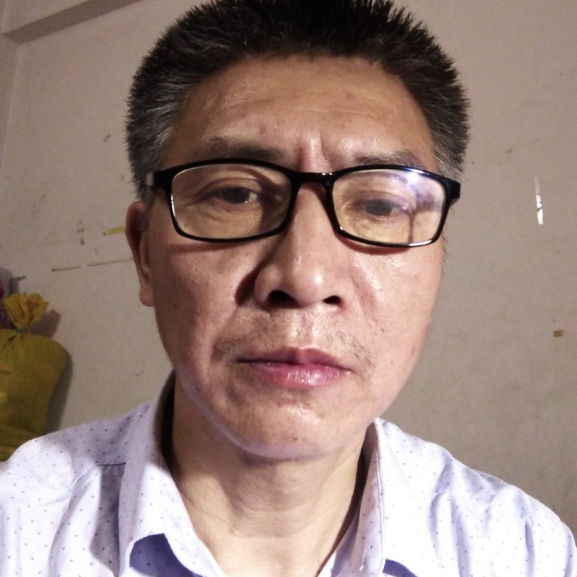 恋里依人的照片