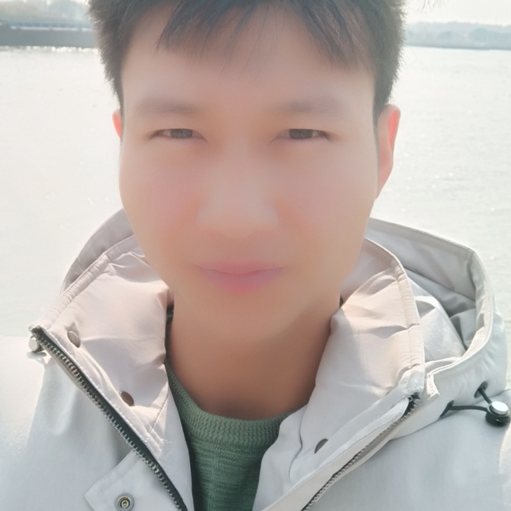 淡淡保卫星月的照片