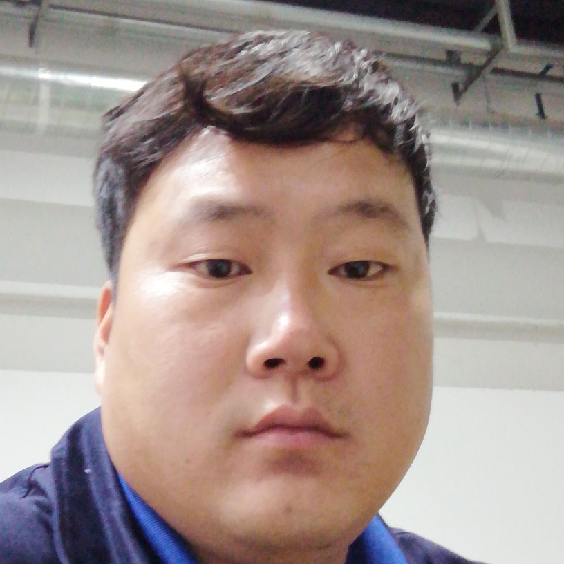 女王漫步愤怒的照片