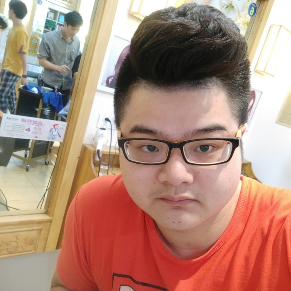 欧阳先森的照片