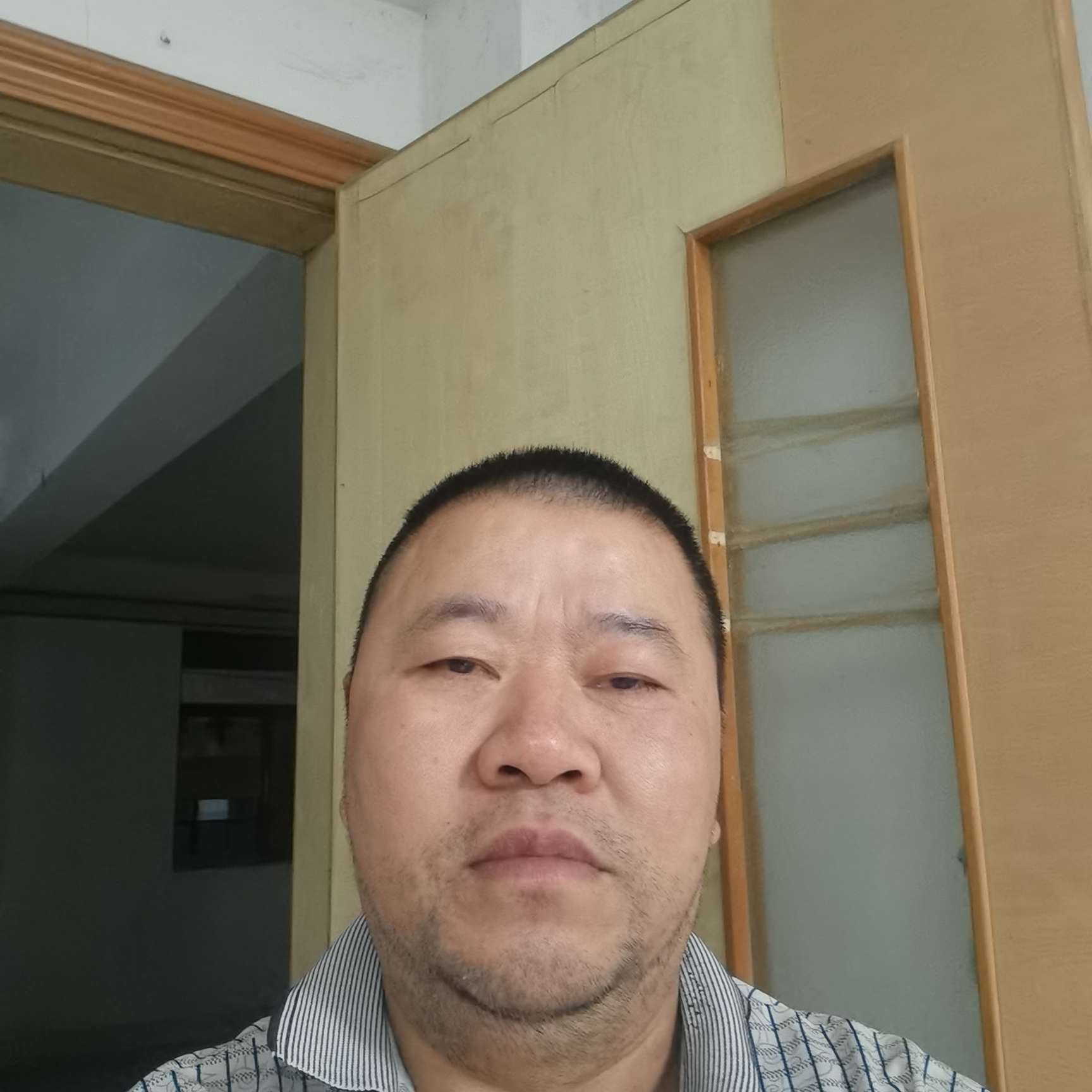 坦率迎保温杯的照片