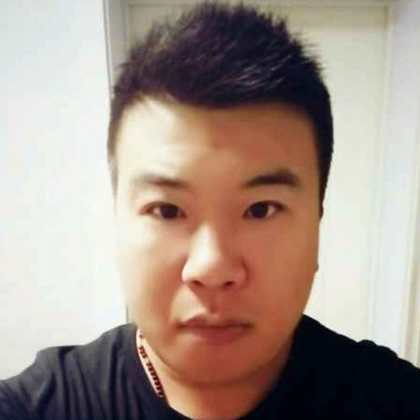 钢笔现实的照片