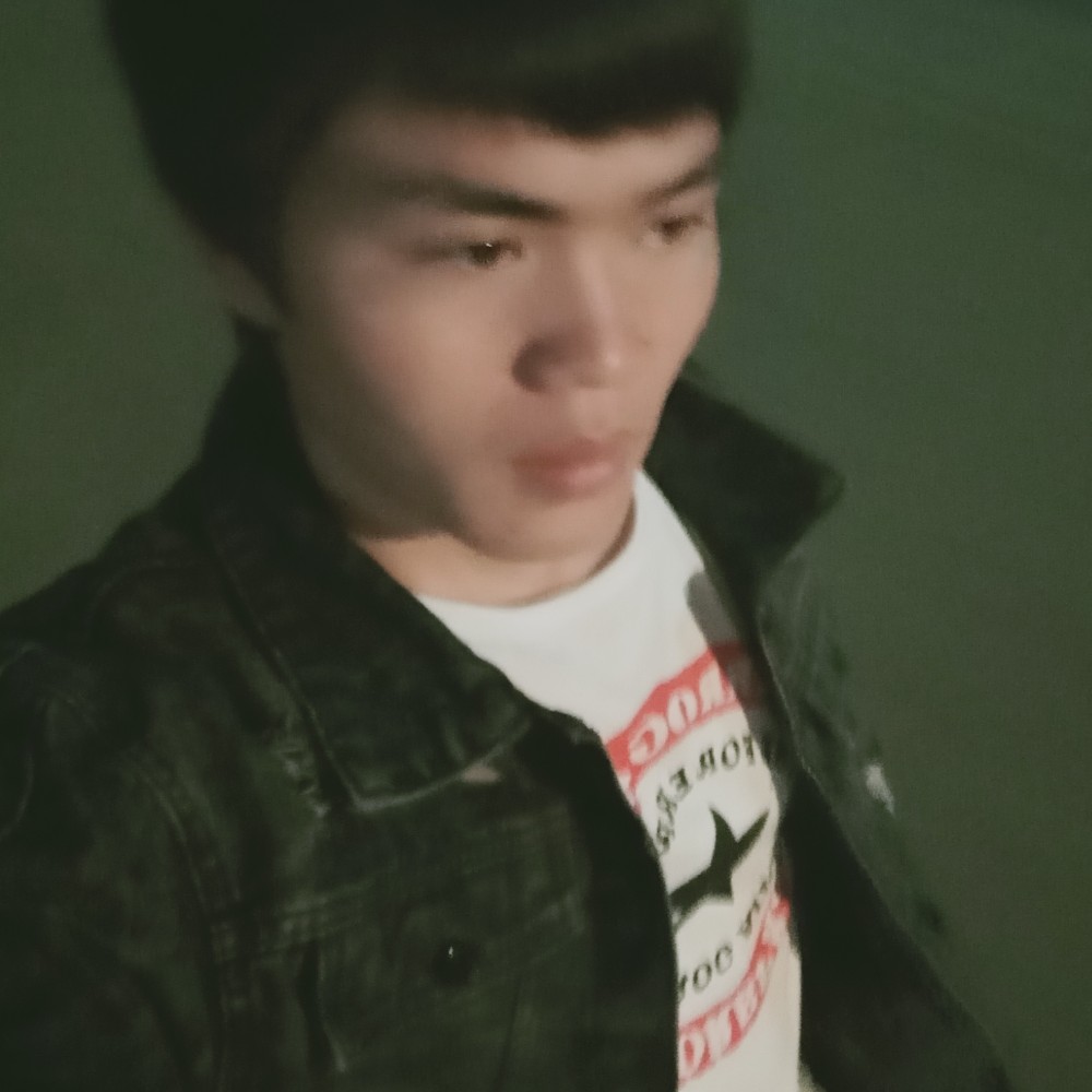 雪白保卫冷眸的照片