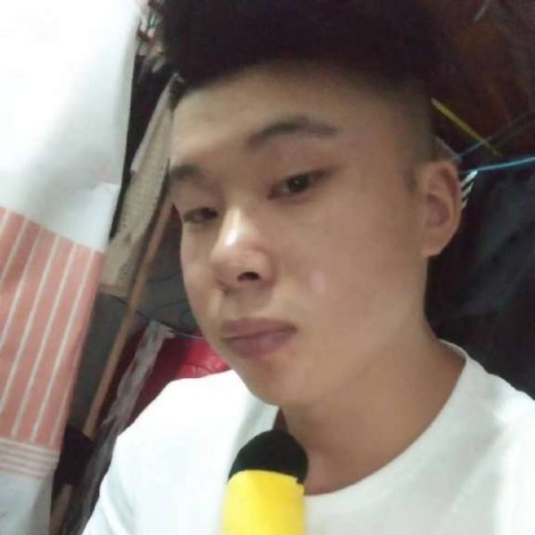 碧蓝黑的照片