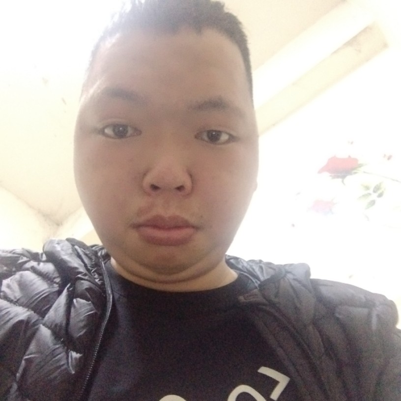 风中爱恋暖光的照片