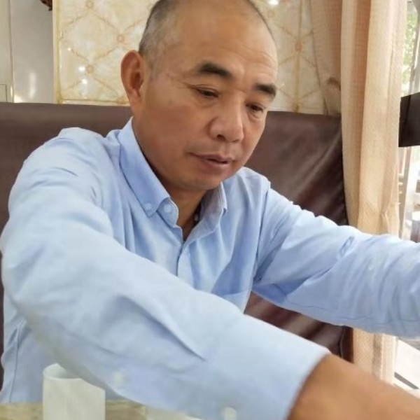 沉静爱恋尘宵的照片