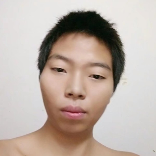 肥胖丑男的照片