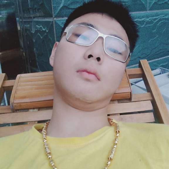 花生多么无奈的照片