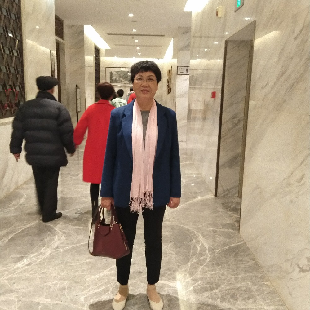 芳乐的照片