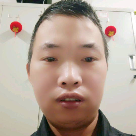 身影倾心初见的照片