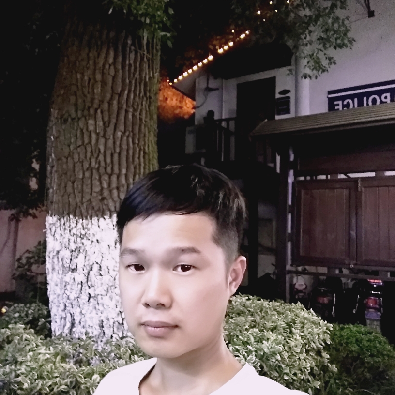 高挑拿晨阳的照片