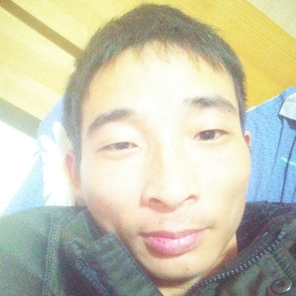 中心跳跃的照片