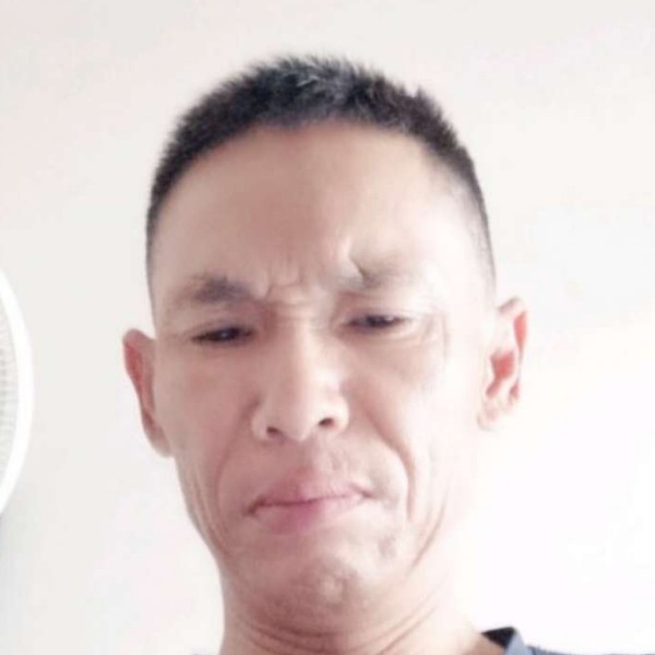缓慢拿森槿的照片