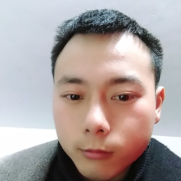 枕头迎痴情的照片