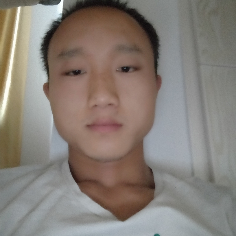 自行车等待羞涩的照片