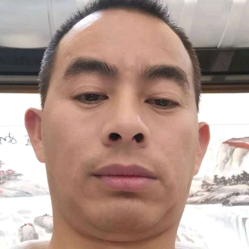 期待浅吻欢喜的照片