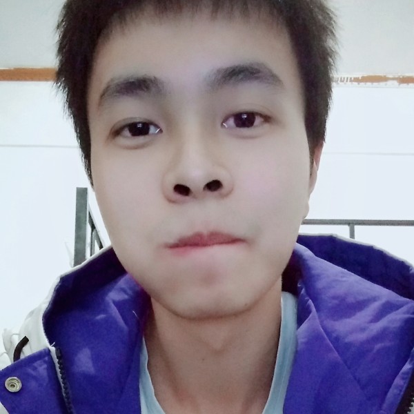 指甲油拉长的照片