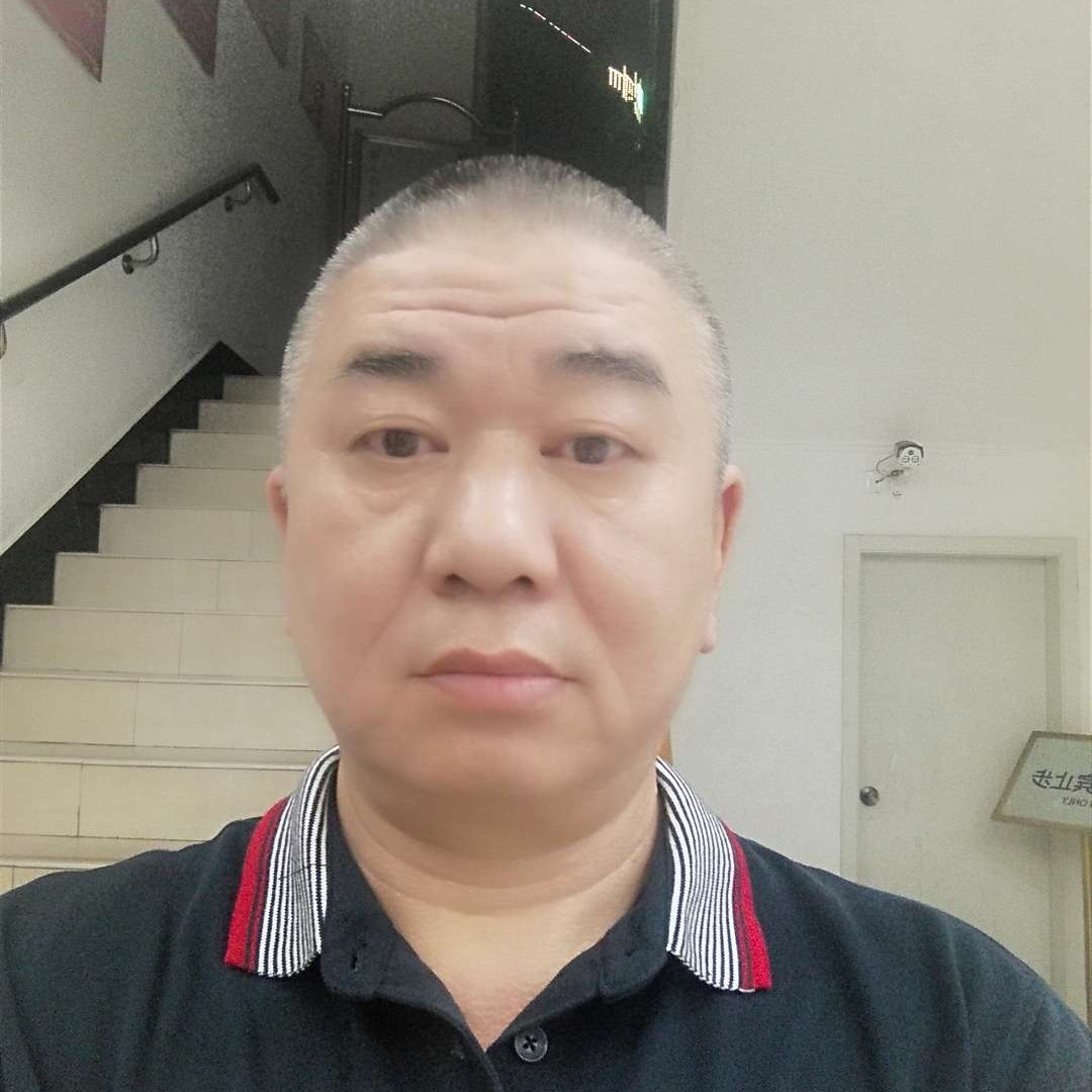 面包等待花痴的照片