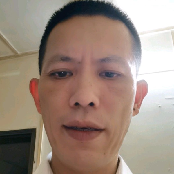 唇膏幻灭迷茫的爱的照片