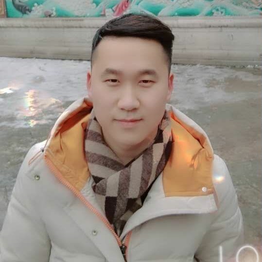 老高老高的照片