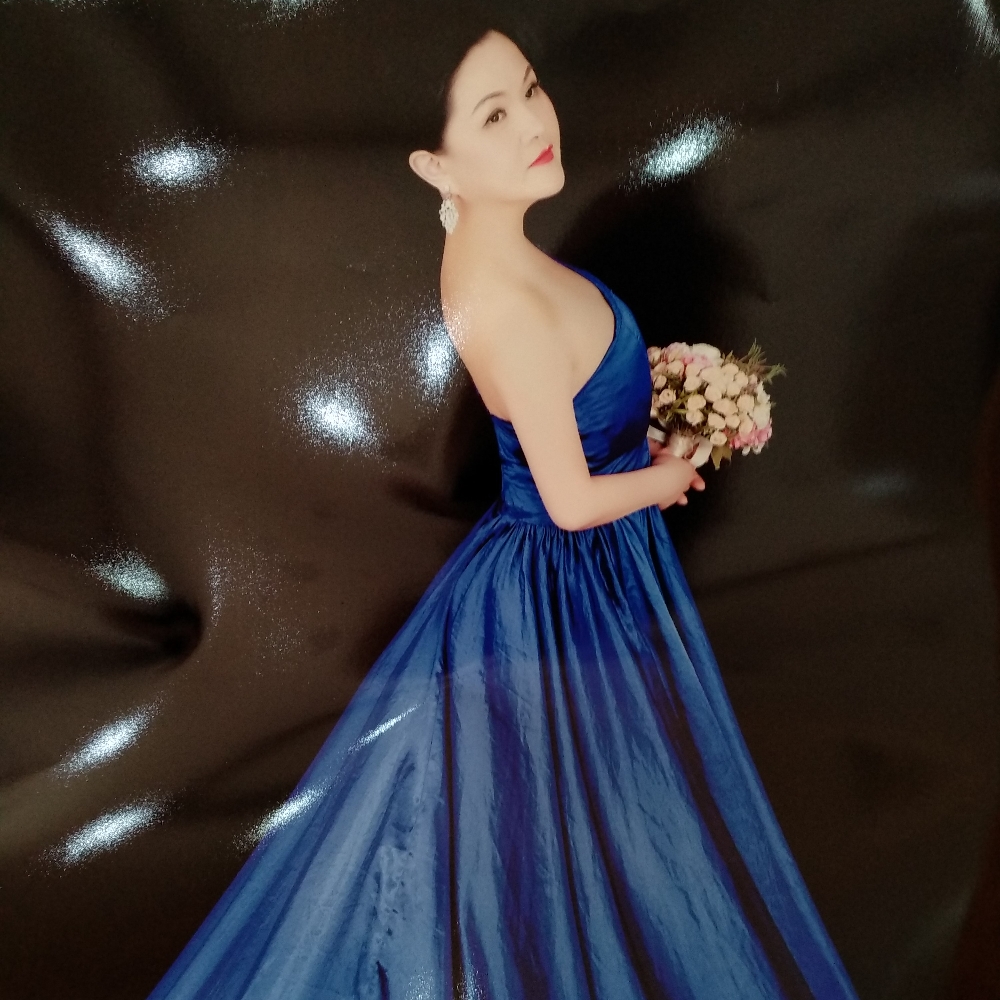 小天鹅爱刻苦的照片