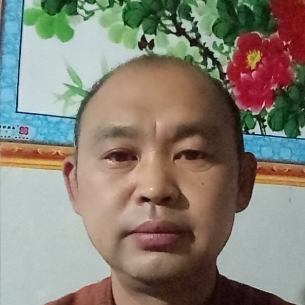事业男人李军的照片
