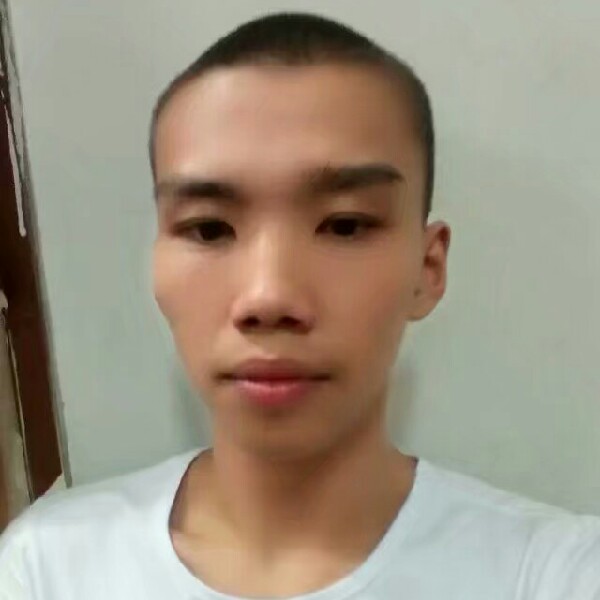 铝合金幼师的照片