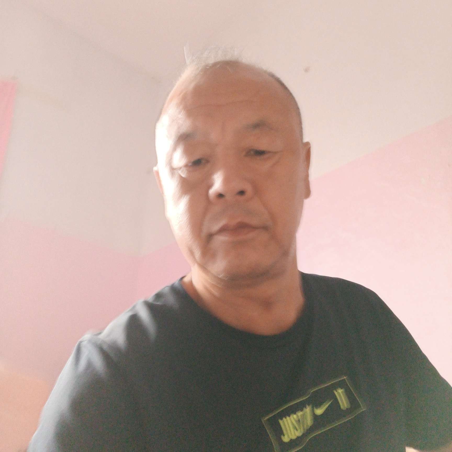 春媱不解的的照片