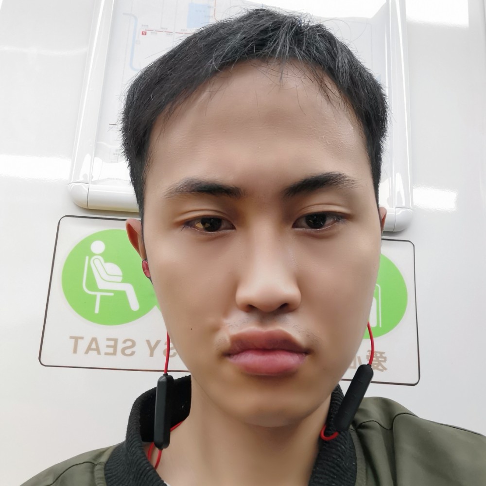 热情浅吻曲奇的照片