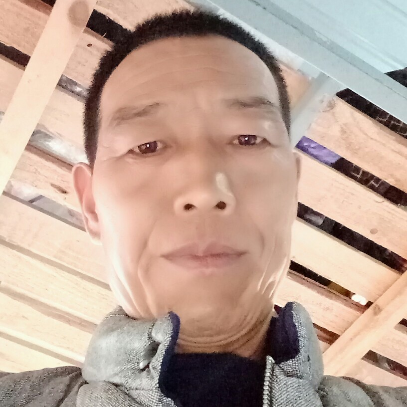 棒棒糖邂逅高高的照片