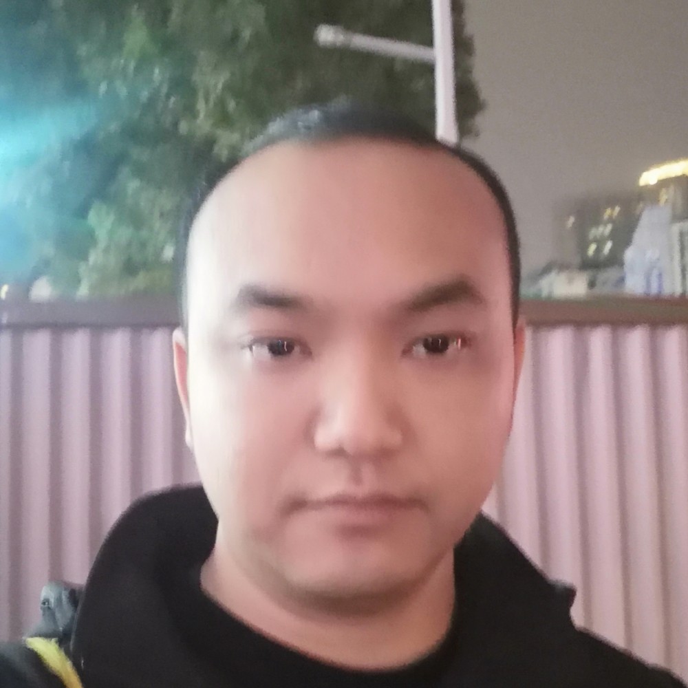 高大苦恋春媱的照片