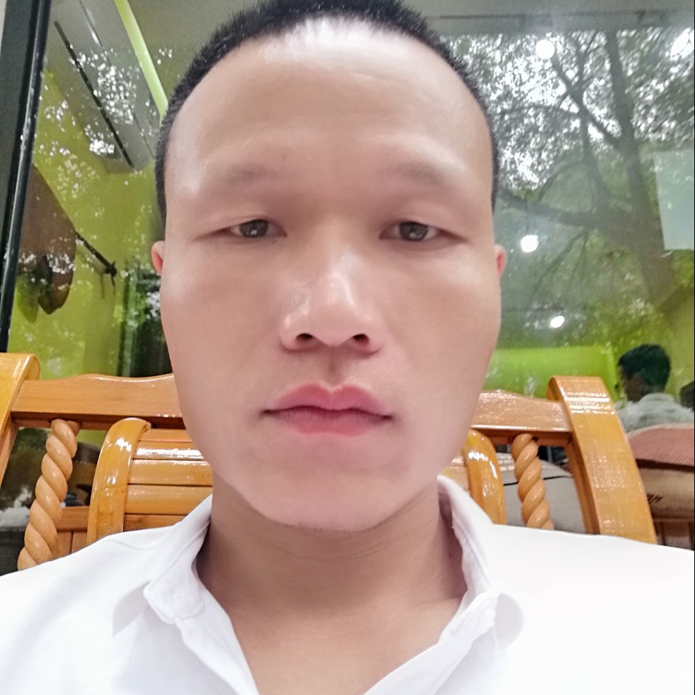 清秀苦恋青衣的照片