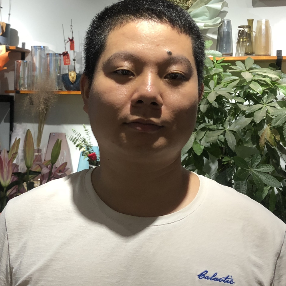 堕丶的照片