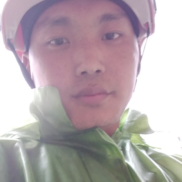 灯泡机灵的照片