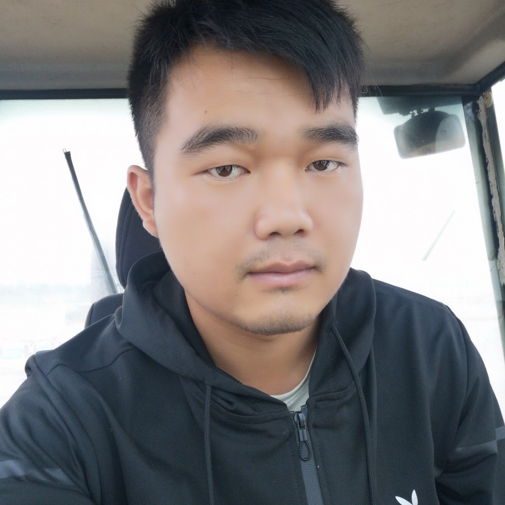 落拓闻流岚的照片
