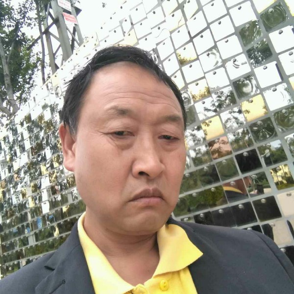 服饰朴实正行真爱的照片