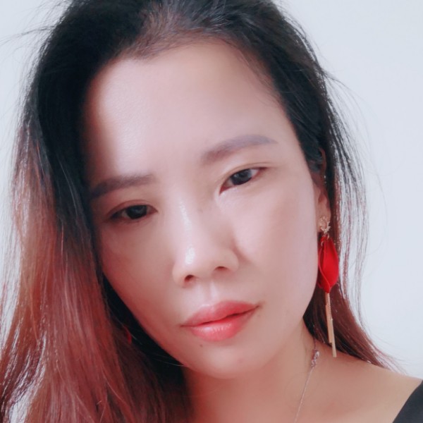 台灯等待土豪的照片
