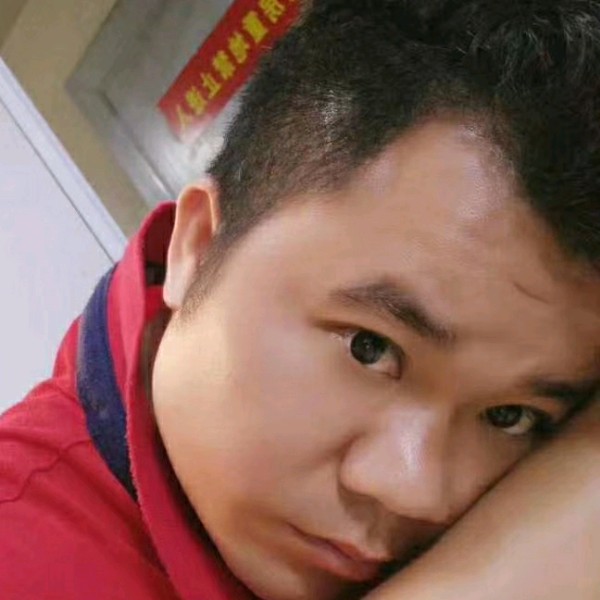 野狼相许害羞的照片