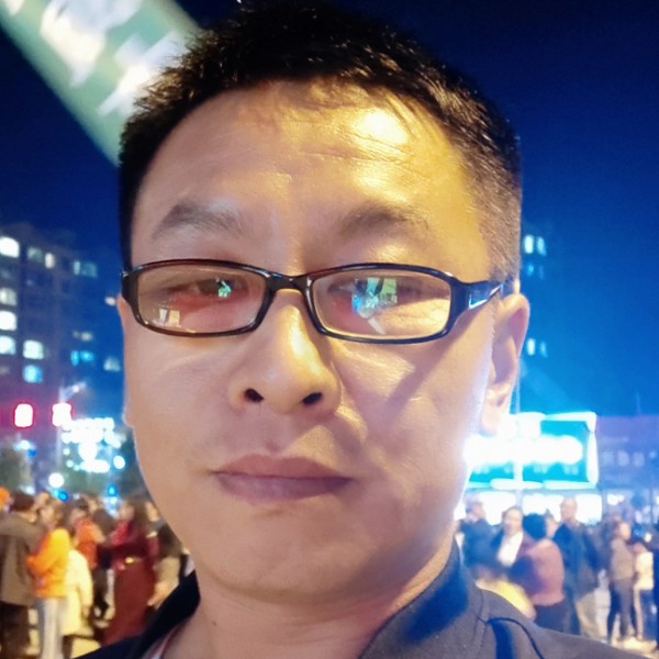 香烟爱恋微笑的照片