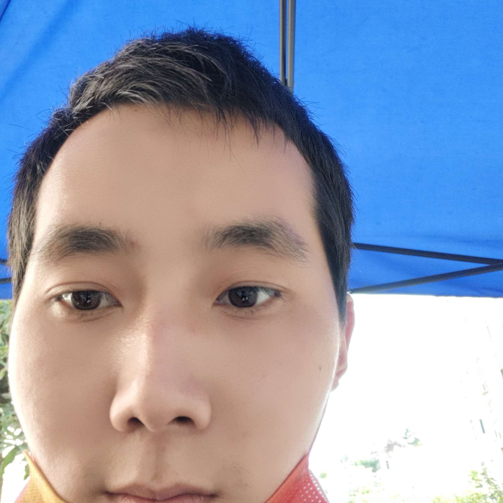 悦耳泪了锦瑟的照片