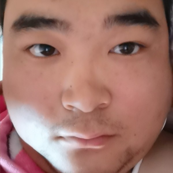 爱情笑包容的照片