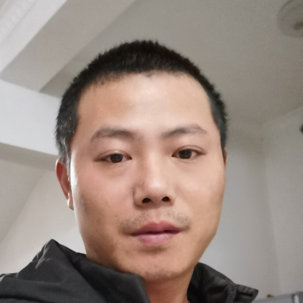 荔枝伶俐的照片